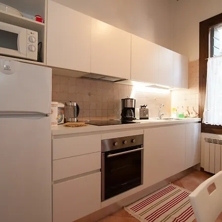 Casa Albrizzi 公寓 *