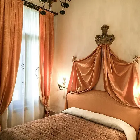 Casa Albrizzi Apartment *