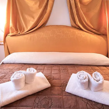 Casa Albrizzi * Venice