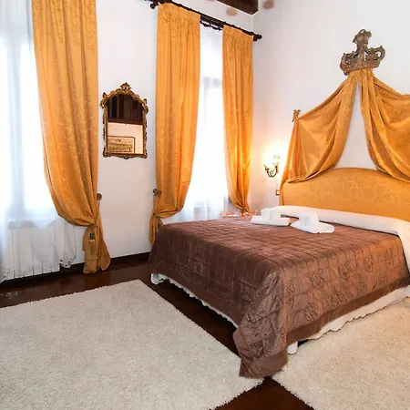 Apartment Casa Albrizzi